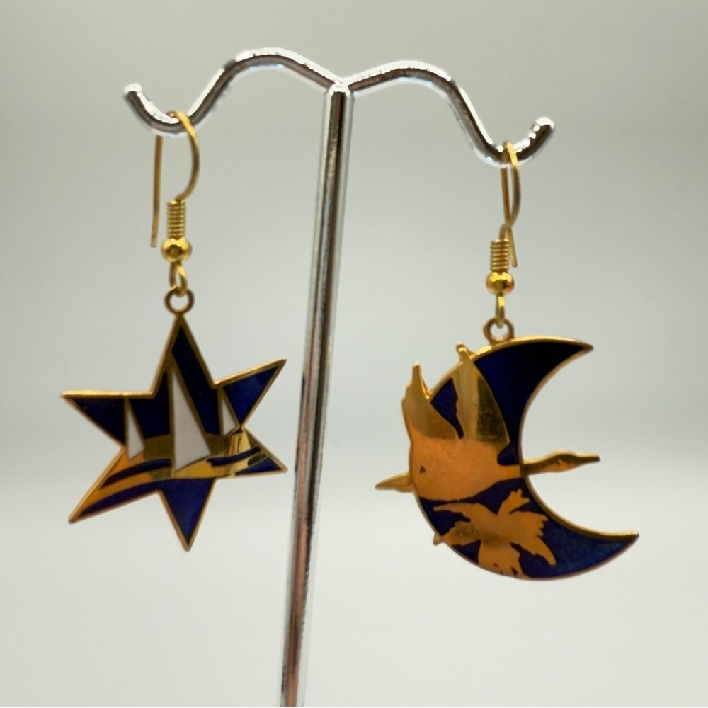 Vintage Cloisonne Blue and Gold Star and Moon Earrings - Picture 9 of 11